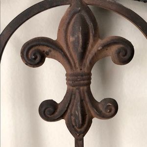 Meet your Posher, Marie